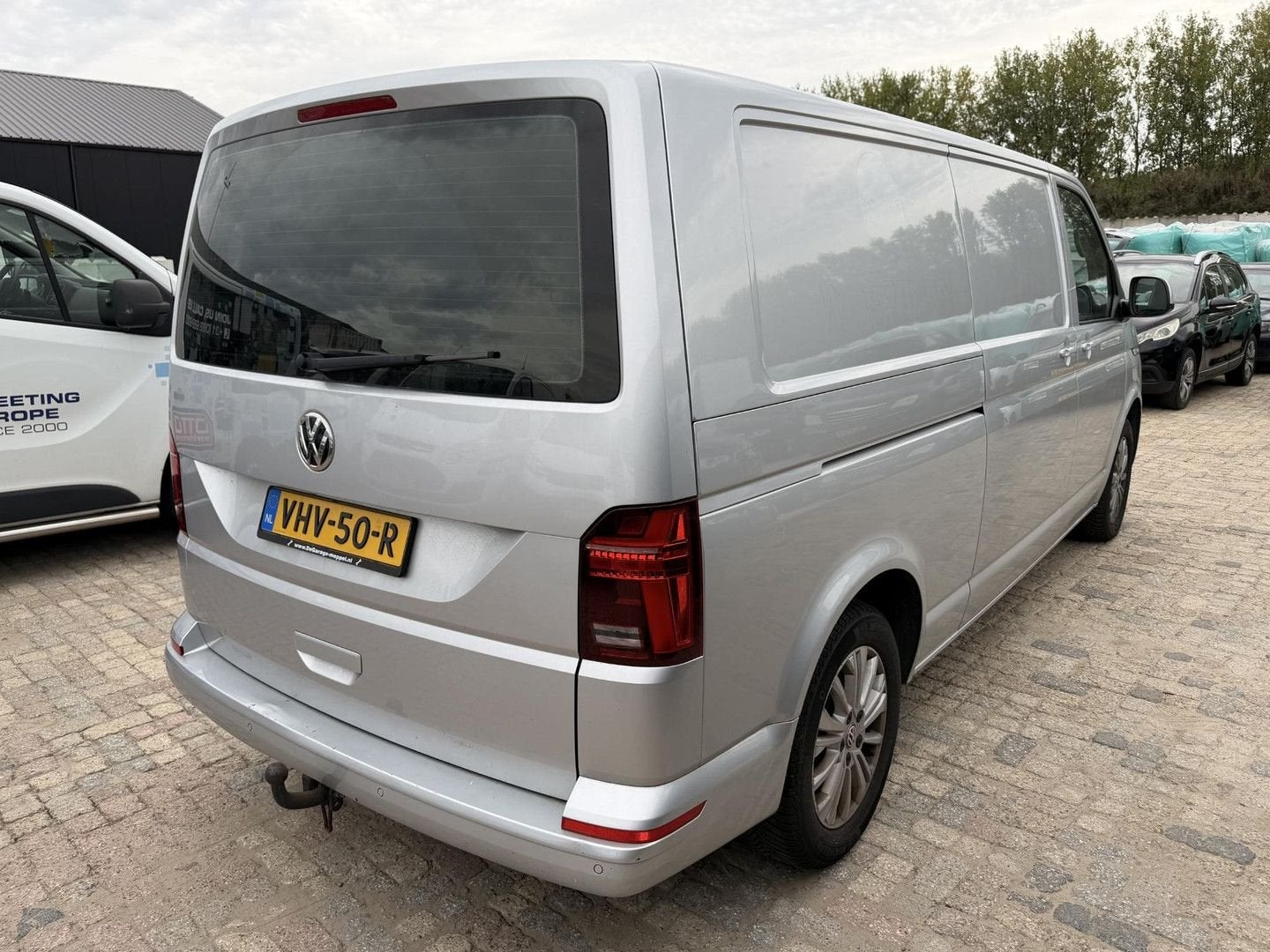 Volkswagen Transporter 2.0 TDI L2H1 28 Automaat | € 8.450,-, Automaat, Parkeersensor, Diesel, Zilver of Grijs