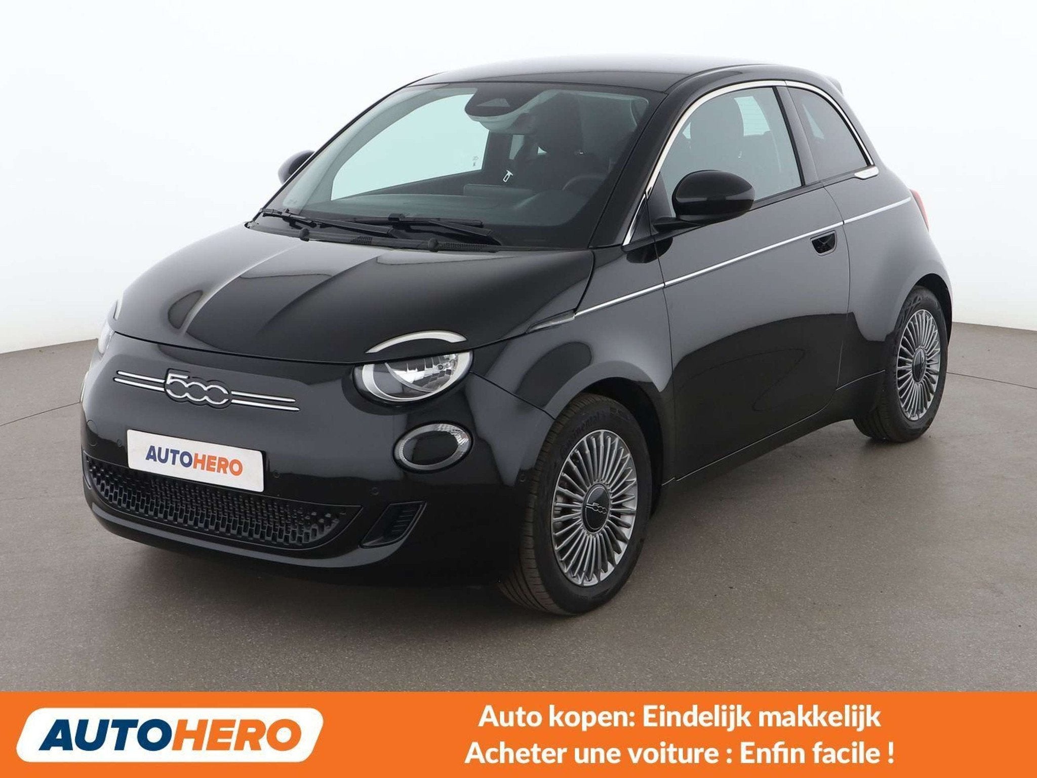 Fiat 500E electric drive 87 kW 3+1 (bj 2023, automaat), Auto's, Stof, Zwart, Zwart, 1395 kg