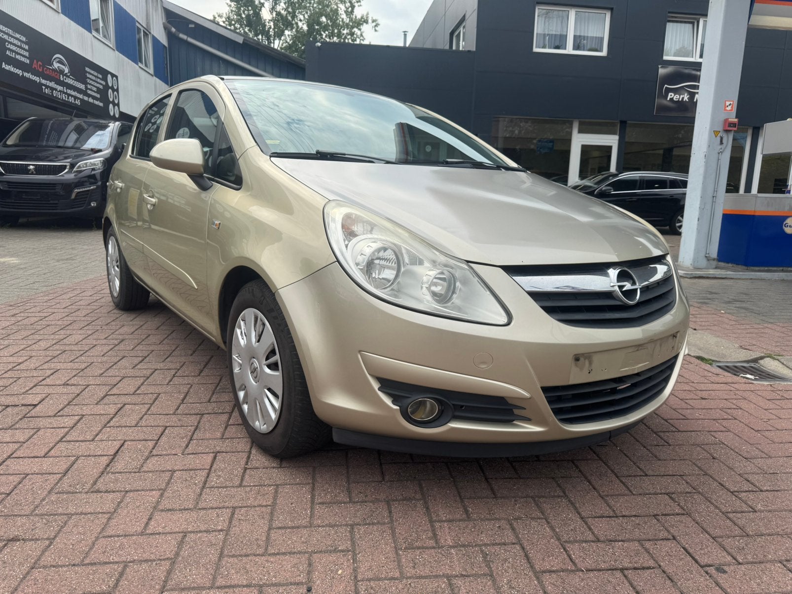 Opel Corsa 1.2 - BENZINE - AIRCO - 130.000 km - 2008, Auto's, Opel, Stof, Zwart, Overige kleuren, 1229 cc