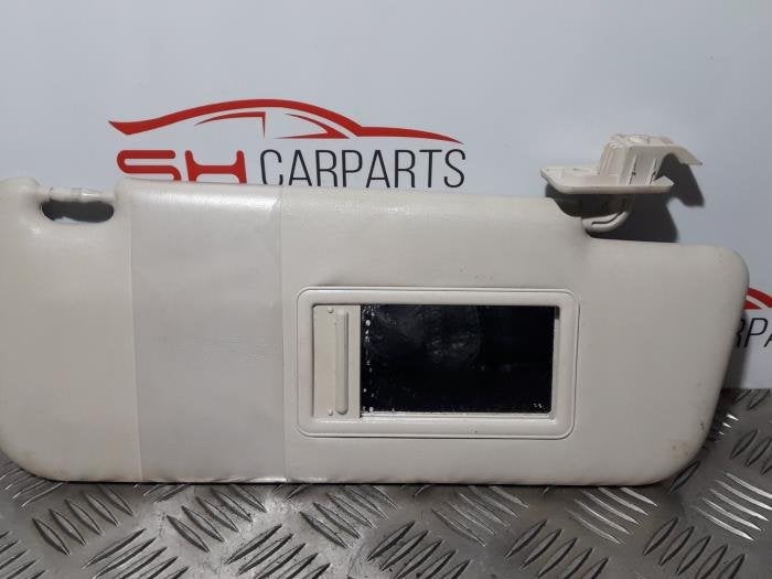Pare-soleil d'un Ford KA, -, 3 mois de garantie, -, -