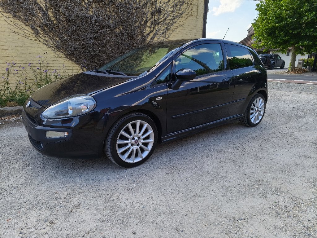Fiat Punto 1.3 Evo Racing 167 dkm, contrôle technique, Autos, Achat, Particulier, Tissu, Punto