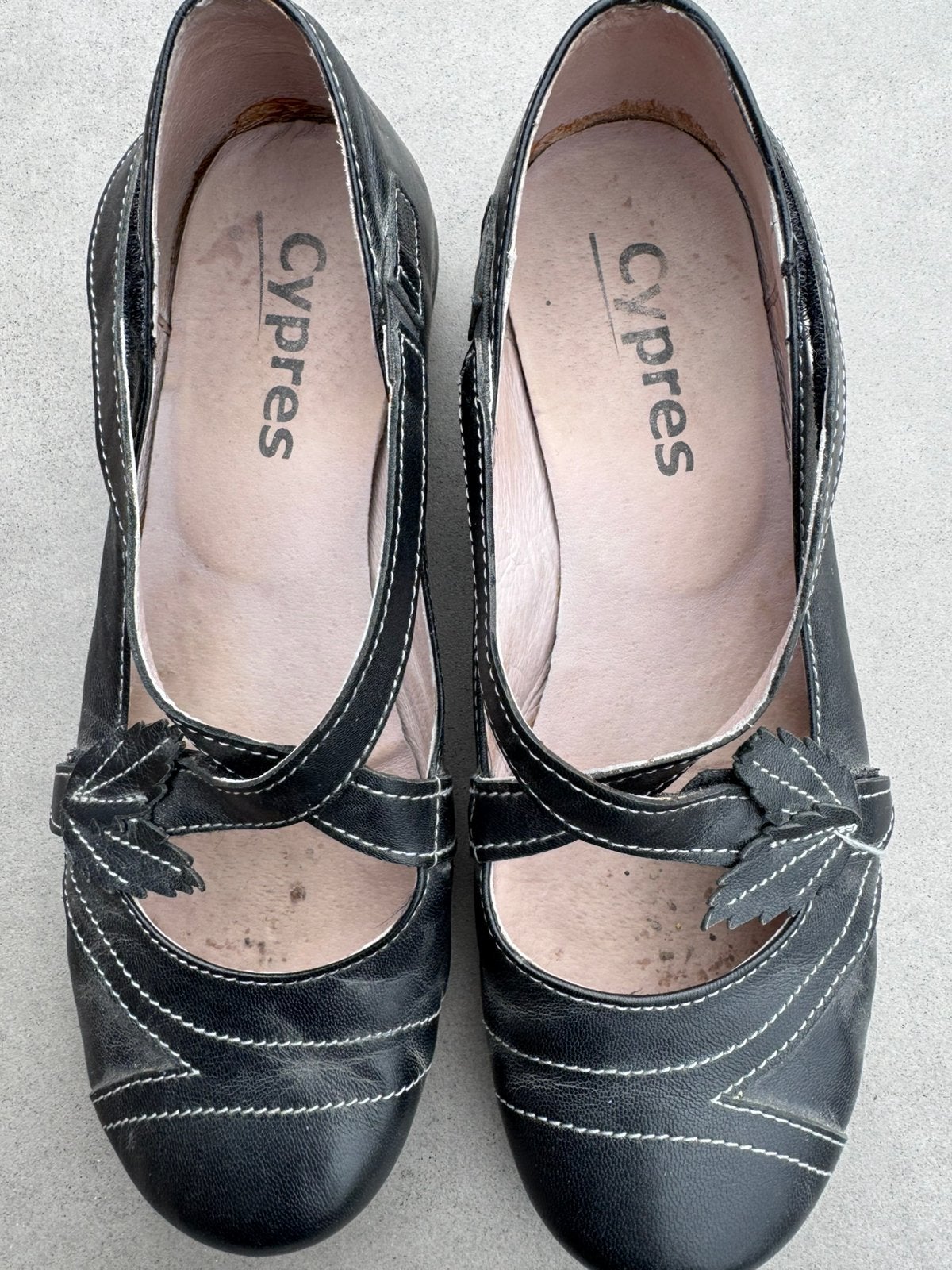 Chaussures Cypres pour femmes/filles, Vêtements | Femmes, Enlèvement ou Envoi, Porté, Ballerines, Noir