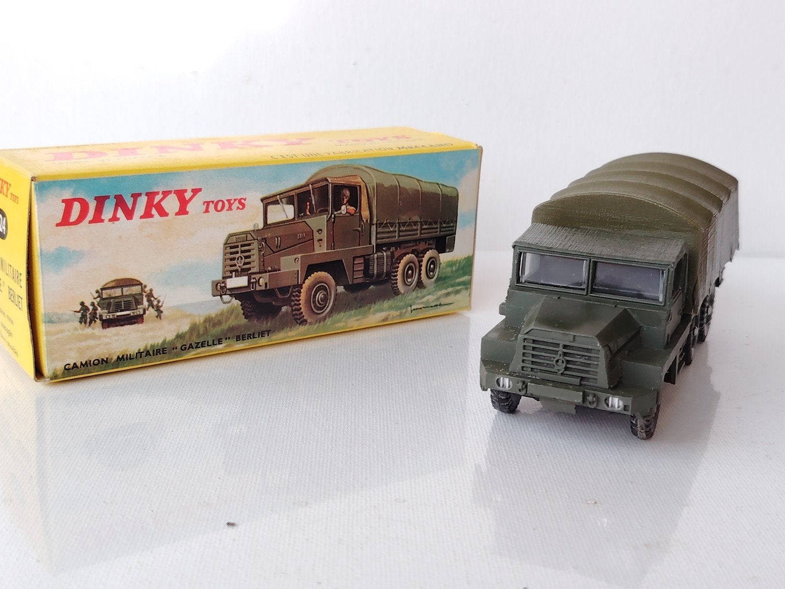 Dinky Toys 824 Gazelle Berliet Original, Enlèvement ou Envoi, Dinky Toys