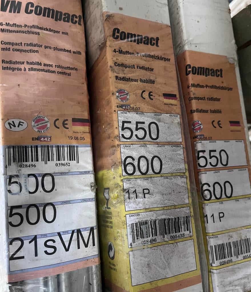 3 radiateurs compacts, Bricolage & Construction, Enlèvement, Comme neuf