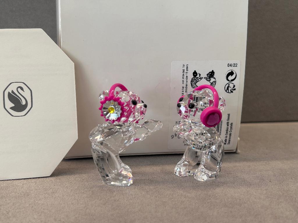 Swarovski Beer Kris Dansende Beren,  Online Editie !!, Verzamelen, Swarovski, Ophalen of Verzenden, Nieuw, Figuurtje