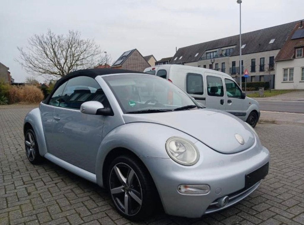 Volkswagen Beetle — 1.4 essence Bj 2005 130 000 km, Autos, Argent ou Gris, Achat, Alarme, Entreprise
