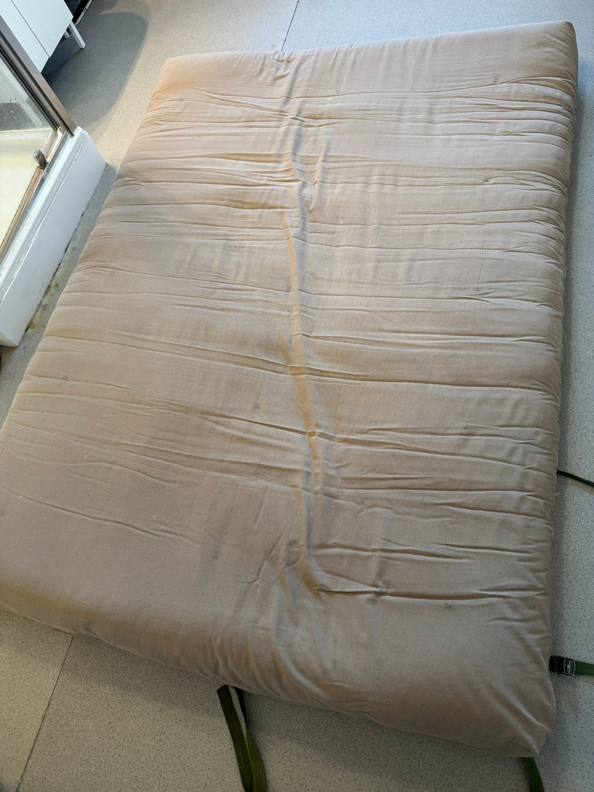 Futon japonais 180x140x15, Huis en Inrichting, Slaapkamer | Slaapbanken, Ophalen, Tweepersoons, Zo goed als nieuw, Grijs