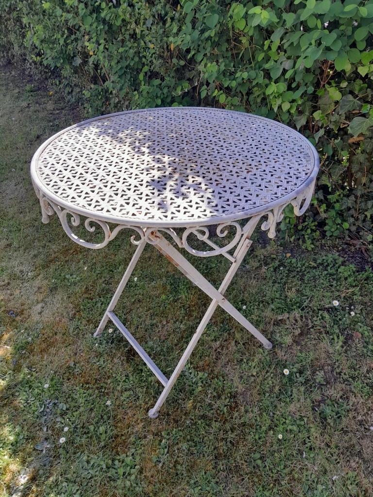 Table de jardin, Enlèvement