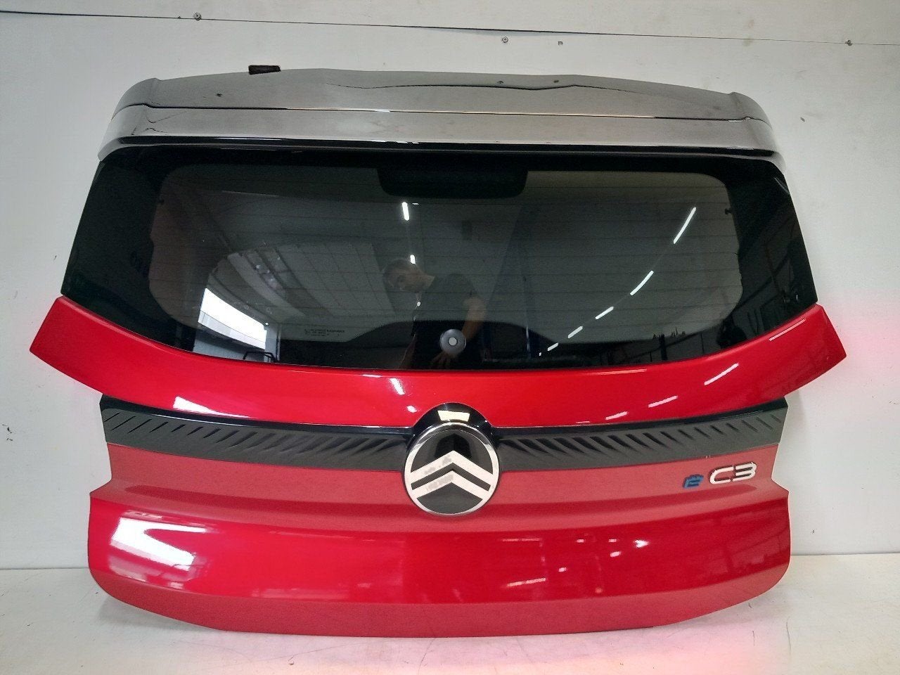 Achterklep Citroën C3, Onderdelen@venauto.nl, Van der Ven Autorecycling B.V., Arrière, Ettenseweg 76, 4706 PB Roosendaal, The Netherlands