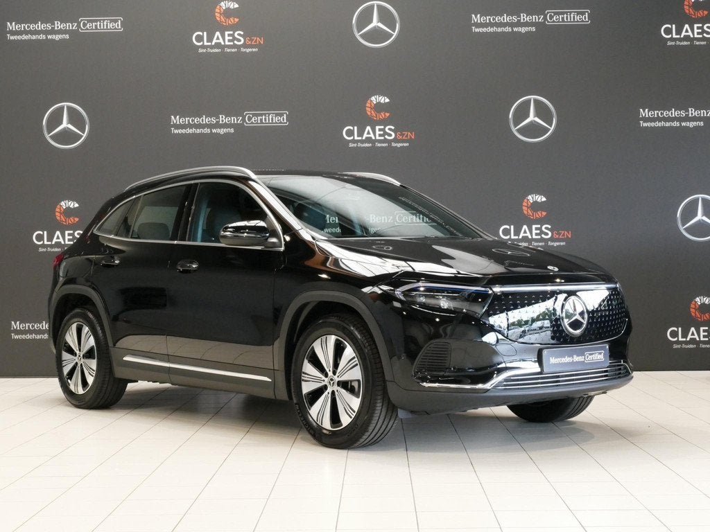 Mercedes-Benz EQA 300 4MATIC Luxury Line DOS 8198, Auto's, Mercedes-Benz, Automaat, 476 km, Stof, Zwart