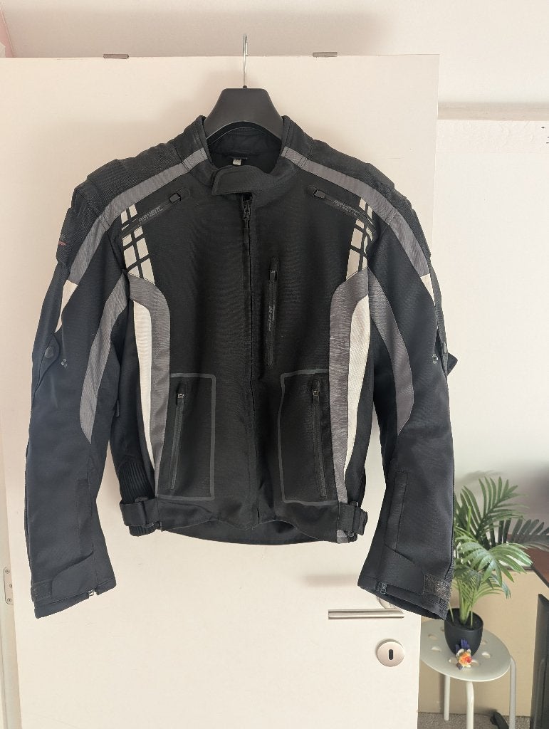 Motorjas – Zwart/Grijs – Maat M (met uitneembaar vest), Motoren, Ophalen, Jas | textiel, Heren, Nieuw zonder kaartje