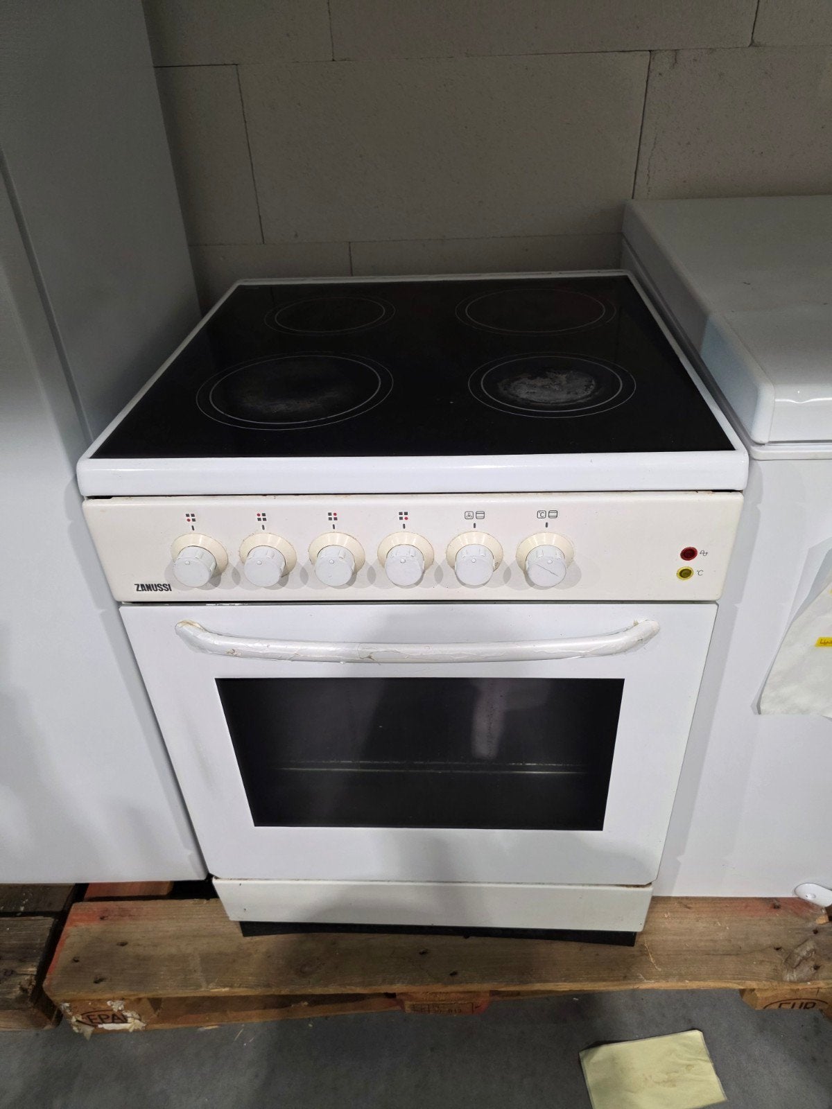 Te koop: Zanussi elektrisch fornuis (Gebruikt, maar in goede, Elektronische apparatuur, Gebruikt, Ophalen of Verzenden, 45 tot 60 cm