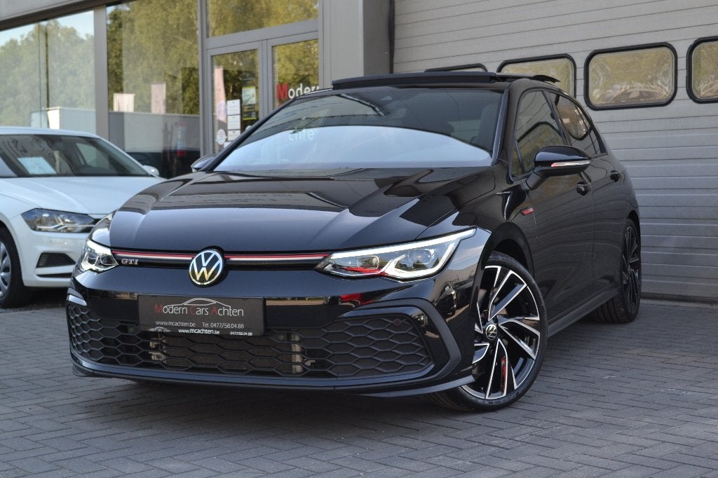 VW Golf 8 GTI 245 PK * DSG * Pano * Ad. cruise, Auto's, Stof, Euro 6, 4 cilinders, 1984 cc