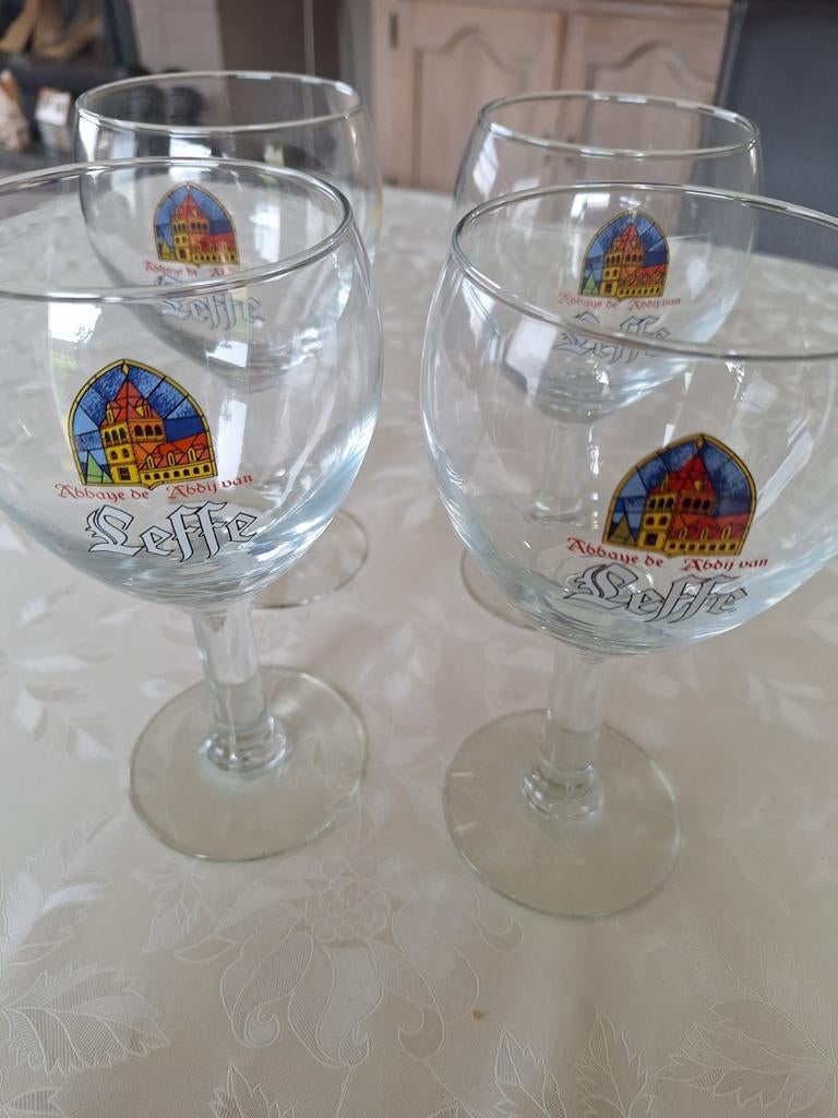 4 Leffe glazen, Ophalen, Leffe