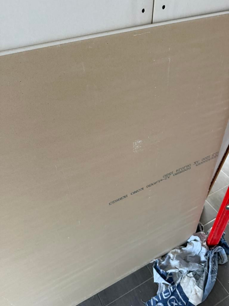 Gyprocplaat plafond, Ophalen, Zo goed als nieuw