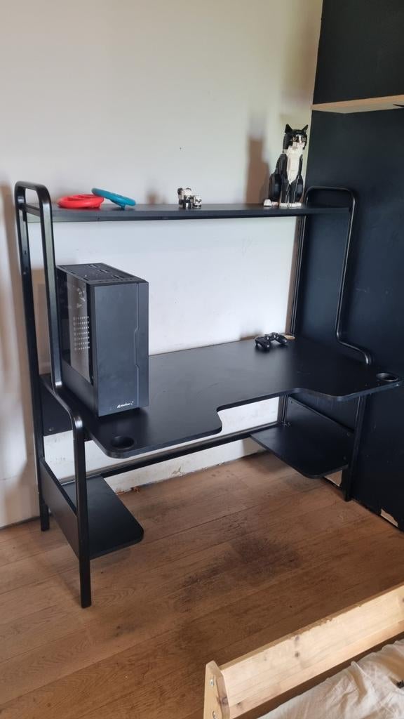 Bureau fredde ikea gamebureau, Ophalen, IKEA