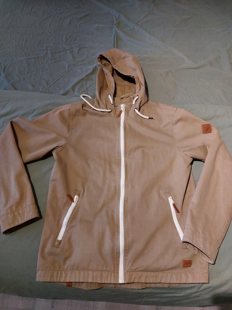 Zomerjas van het merk Blend
Maat M
Prima staat, Enlèvement, Taille 48/50 (M)
