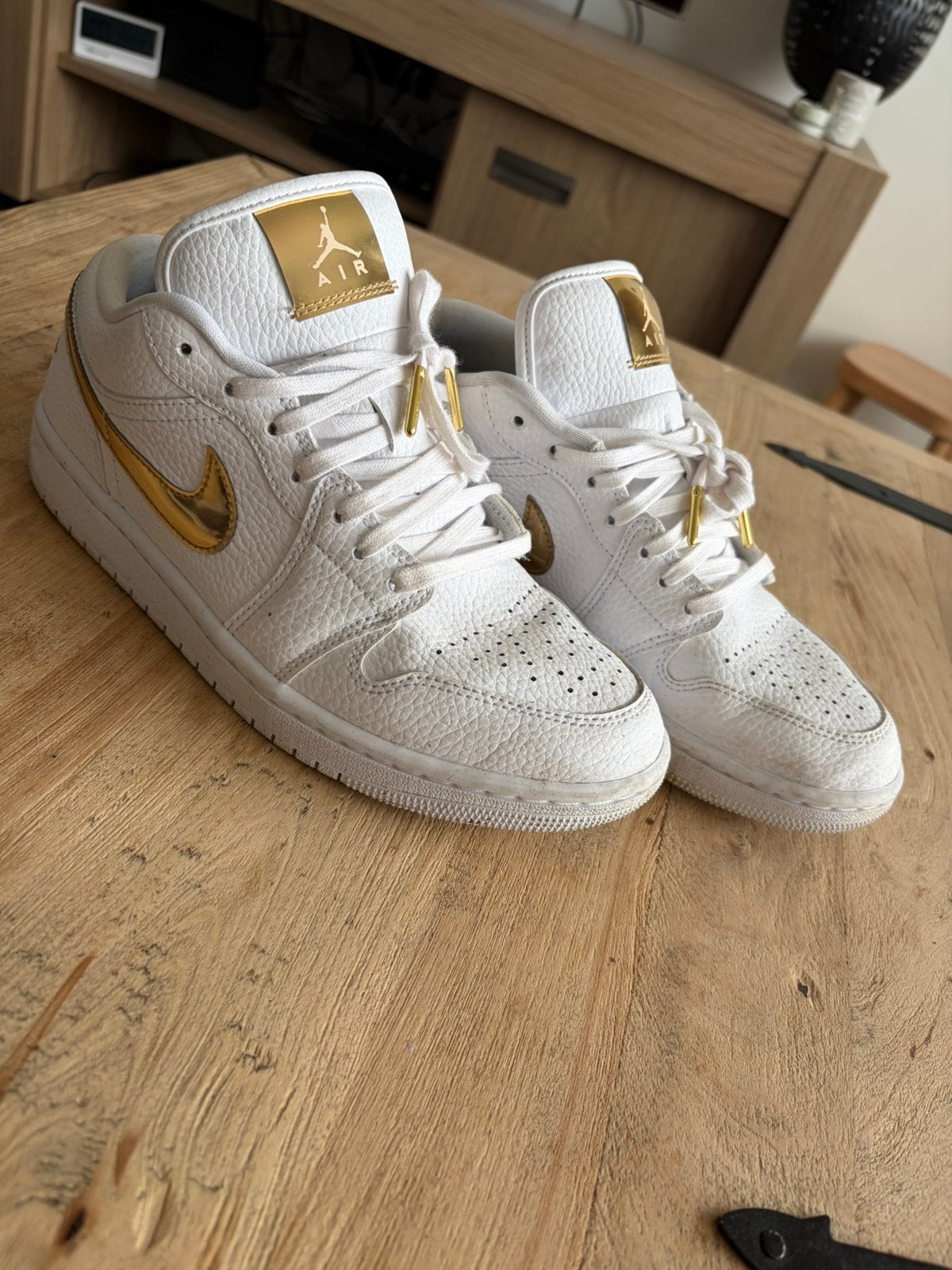 Dames maat 39 jordans, Enlèvement, Comme neuf