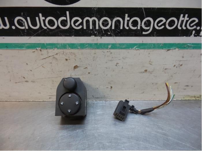 Commutateur rétroviseur d'un Audi A3 (A3 96-), -, Audi, Utilisé, -