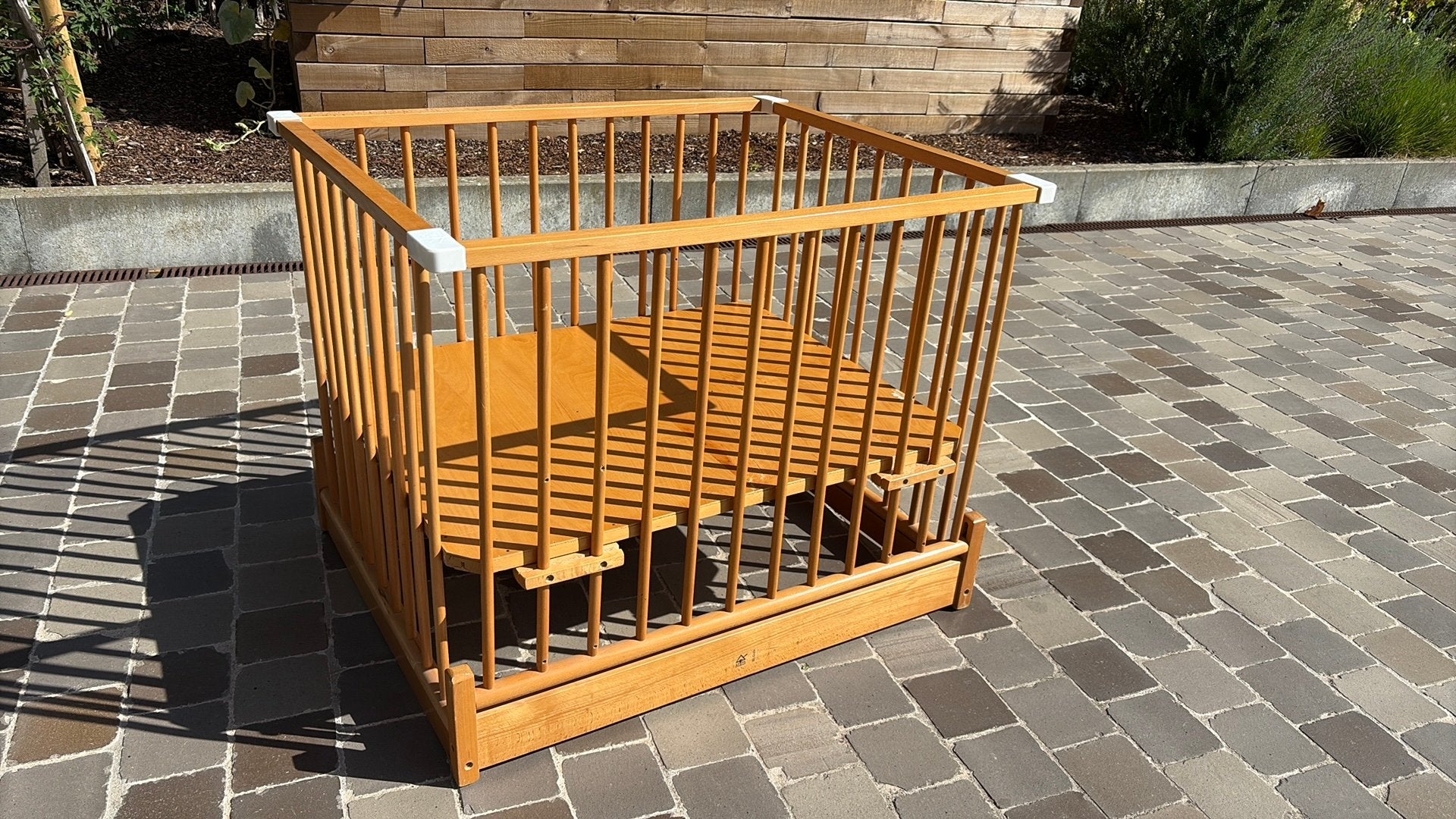 Babypark in goede staat met bijhorende matras, Kinderen en Baby's, Ophalen, Gebruikt, Rechthoekig, In hoogte verstelbaar