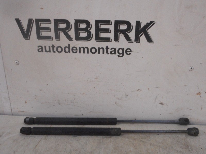 GASDRUKVEERSET ACHTER Ford Cougar (ECX / W), Auto-onderdelen, Gebruikt, Henry-Ford-Straße  1
50735  Köln, DE, Ford-Werke GmbH