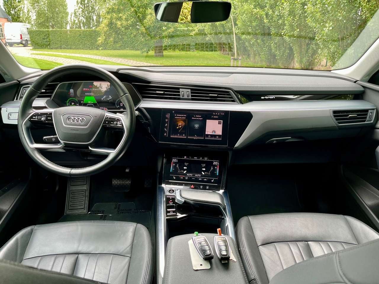 Audi e-tron 95 kWh 55 Quattro Advanced/1eignr/72500km/Led/C, Autos, Audi, 0 kg, 408 ch, Noir, 5 places