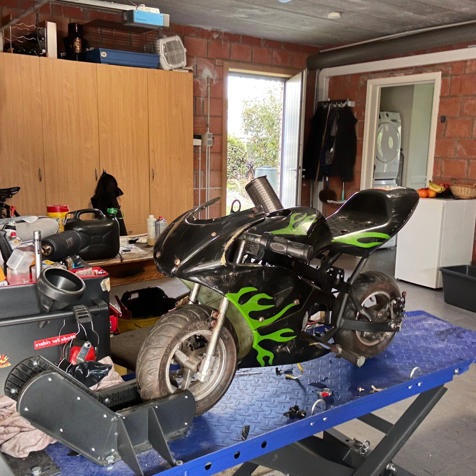 Minibike, Enlèvement
