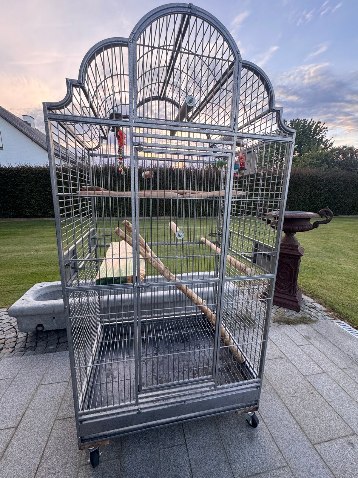 Papegaaienkooi/vogelkooi, Dieren en Toebehoren, Ophalen, Zo goed als nieuw, Metaal, Vogelkooi