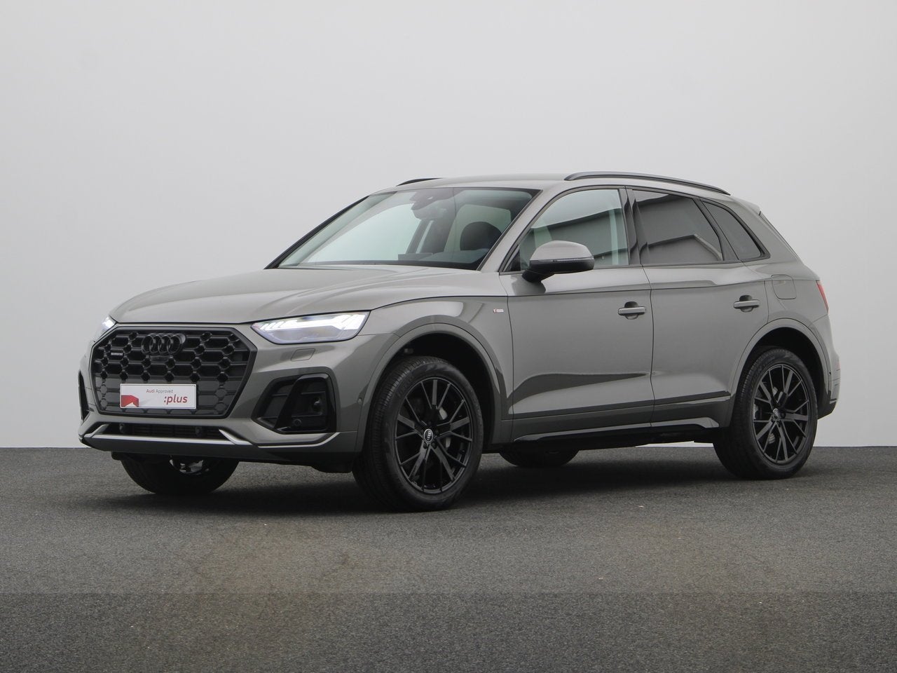 Audi Q5 PHEV S-LINE 50 TFSIe 299 PK QUATTRO PLUG-IN HYBRIDE, Auto's, Automaat, https://public.car-pass.be/vhr/de0a7bc4-9380-4c32-bf4f-e81680605796