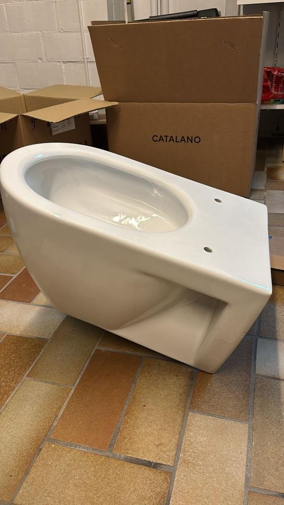 Nieuw toilet met geberit systemfix & duwplaat, Ophalen, Nieuw, Steen, Toilet