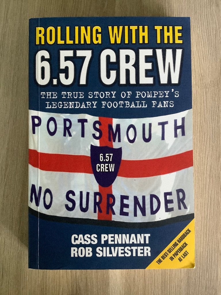 Hooliganboek - Rolling with the 6.57 Crew - Cass Pennant, Cass Pennant, Ophalen of Verzenden, Zo goed als nieuw, Balsport