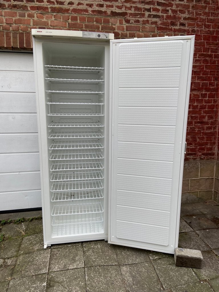 Frigo à vin BOSCH 340L, 160 cm ou plus, Enlèvement, Utilisé, 200 litres ou plus