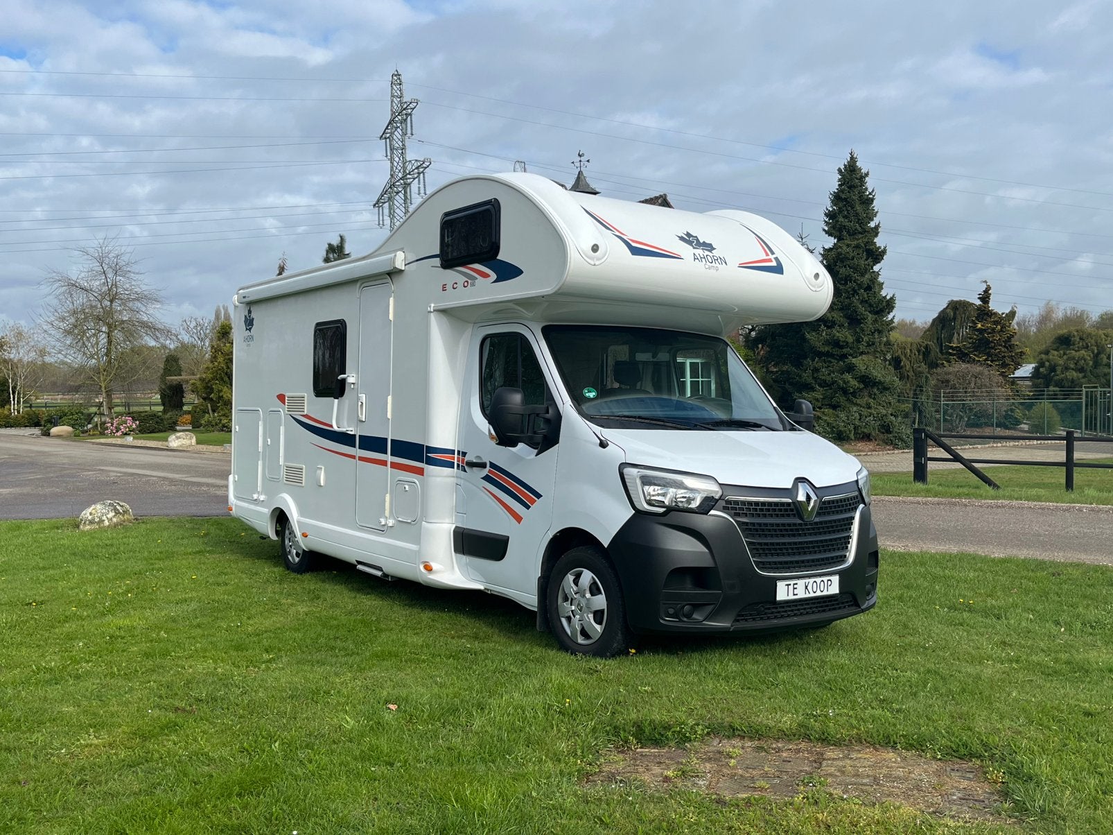 Zeer nette familie camper ! Ahorn eco 2020, Caravans en Kamperen, Mobilhomes, Particulier, Elektrische opstap, Airconditioning