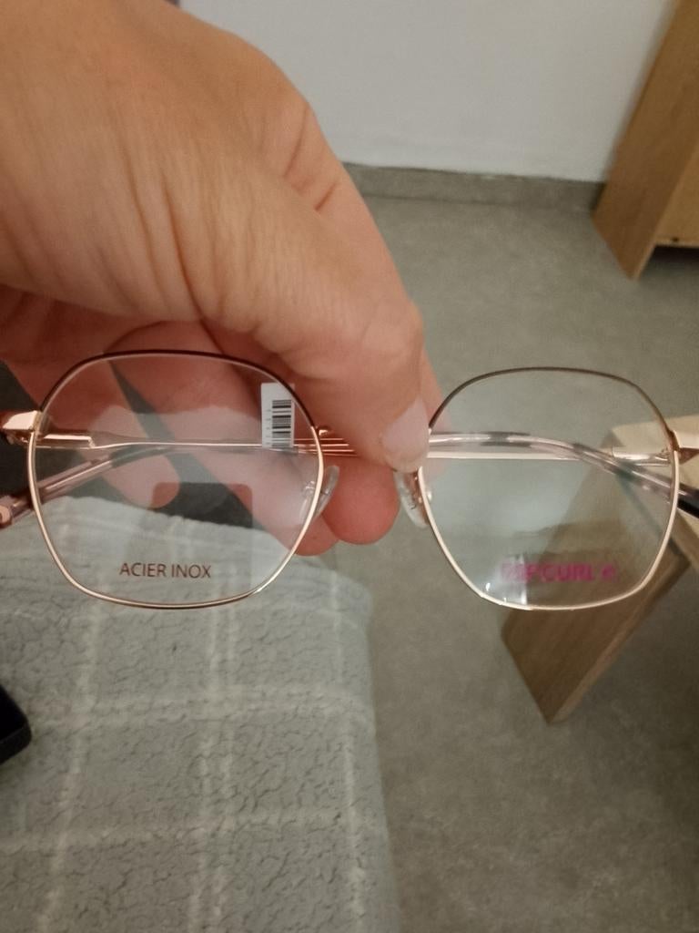 Lunette neuve à porter sans ou avec correction, Enlèvement, Neuf
