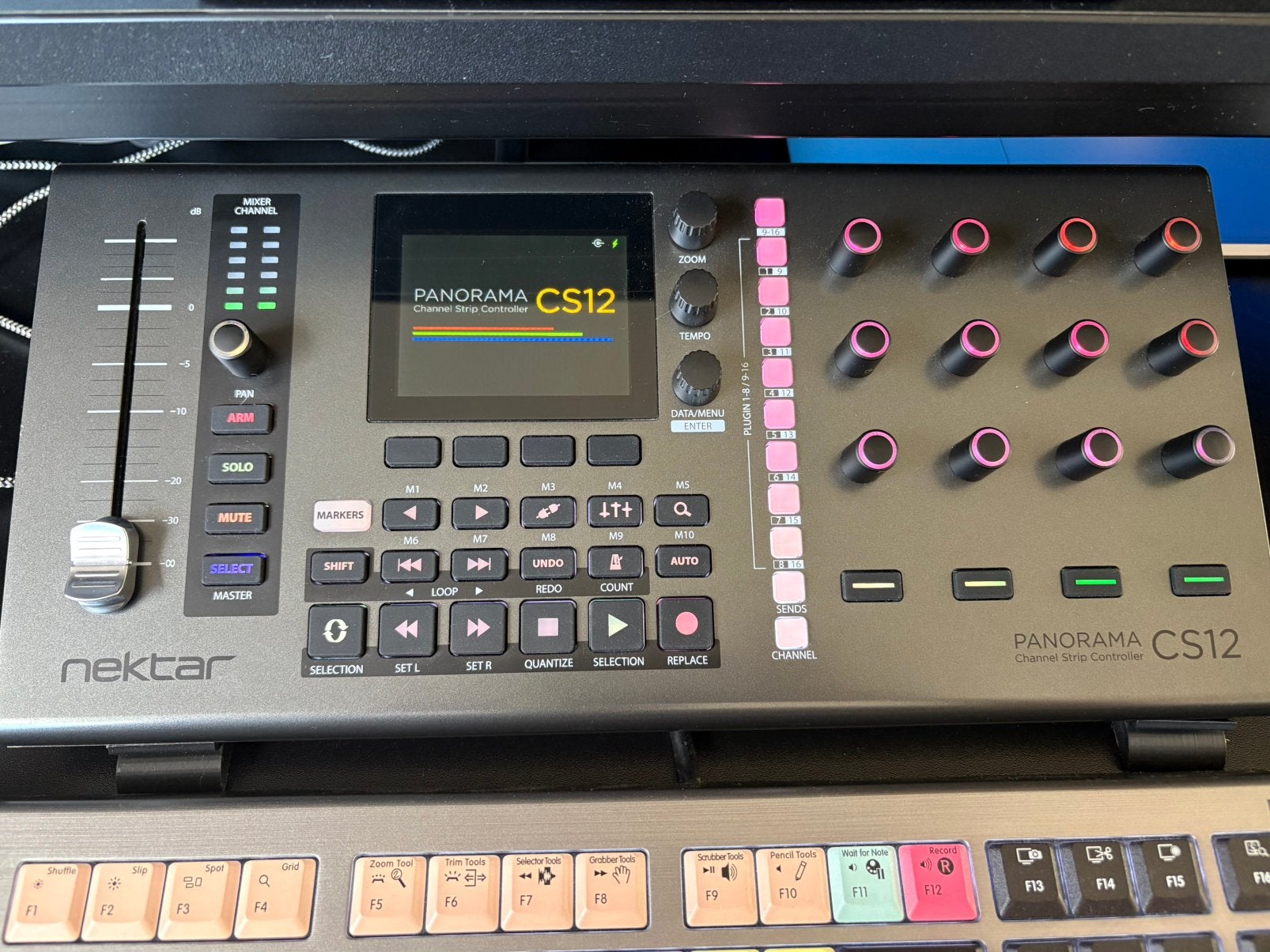 Nektar CS12 Dawcontroller, Ophalen of Verzenden, Zo goed als nieuw