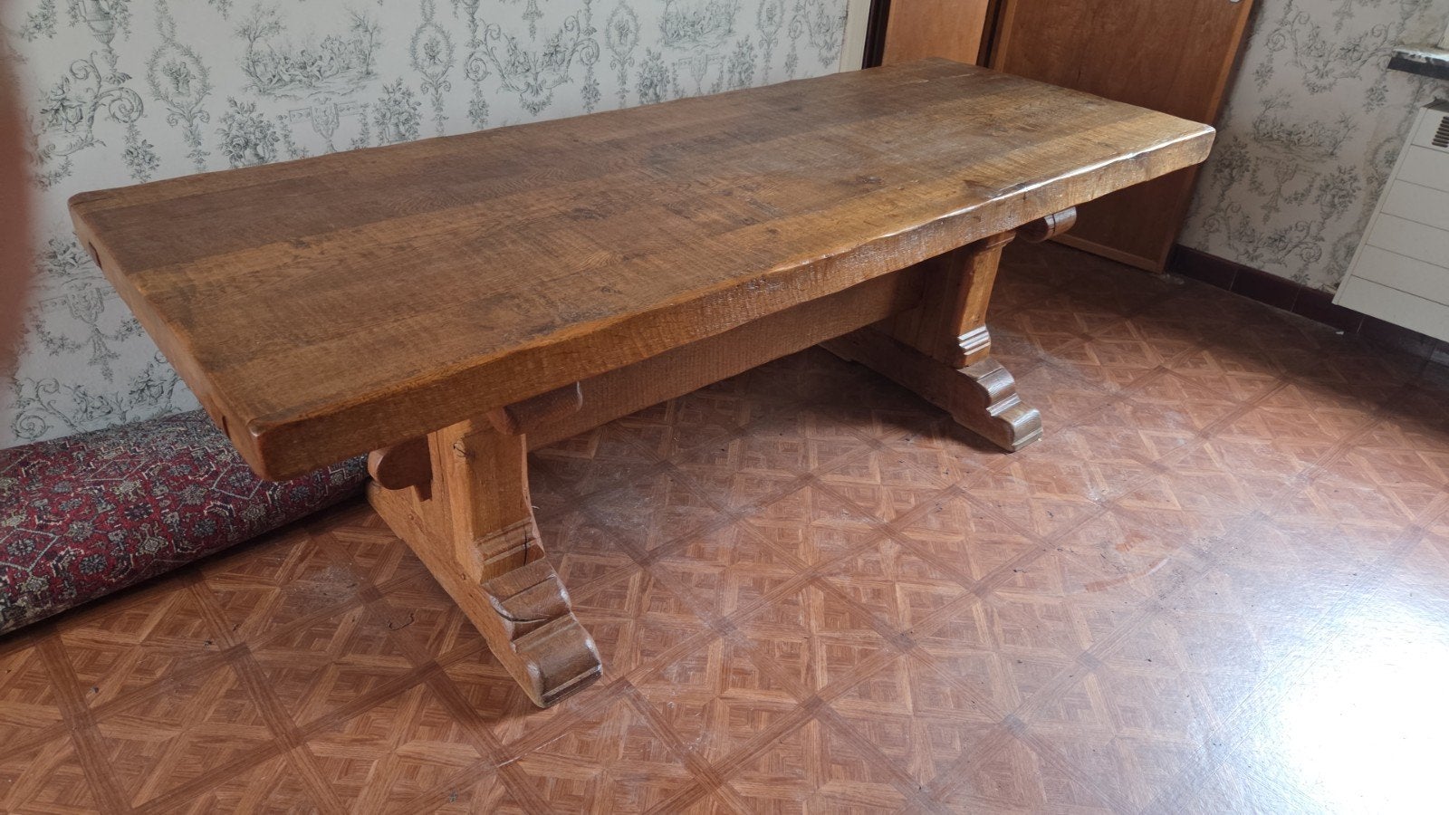 masieve eiken kloostertafel met zes stoelen, Antiek en Kunst, Ophalen