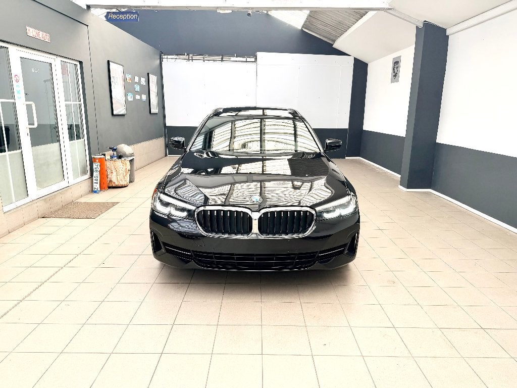 BMW 518 dA Touring MHEV 07/2021 "151.000 Km" Carnet  Euro 6d, Autos, Cuir, Hybride Électrique/Diesel, 5 portes, Automatique