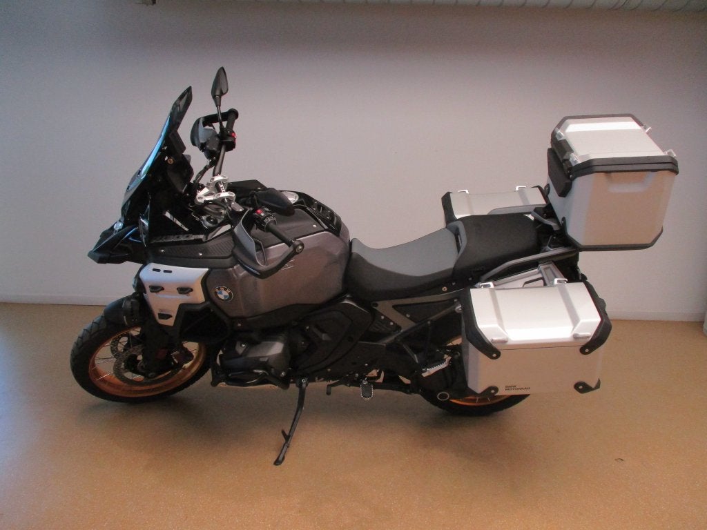 BMW R 1300 GS Adventure - BTW - Lonerider Lights, Motoren, Handvatverwarming, 2 cilinders, Motorrijbewijs A, Meer dan 35 kW