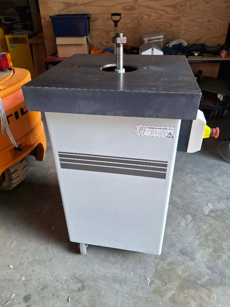 Toupieschuurmachine, Bricolage & Construction, Outillage | Ponceuses, Utilisé, Autres types, 1200 watts ou plus, Enlèvement
