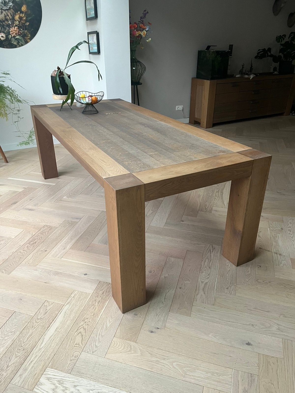 Eikenhouten eettaffel De Bommel. 225 100, Huis en Inrichting, Ophalen, Zo goed als nieuw
