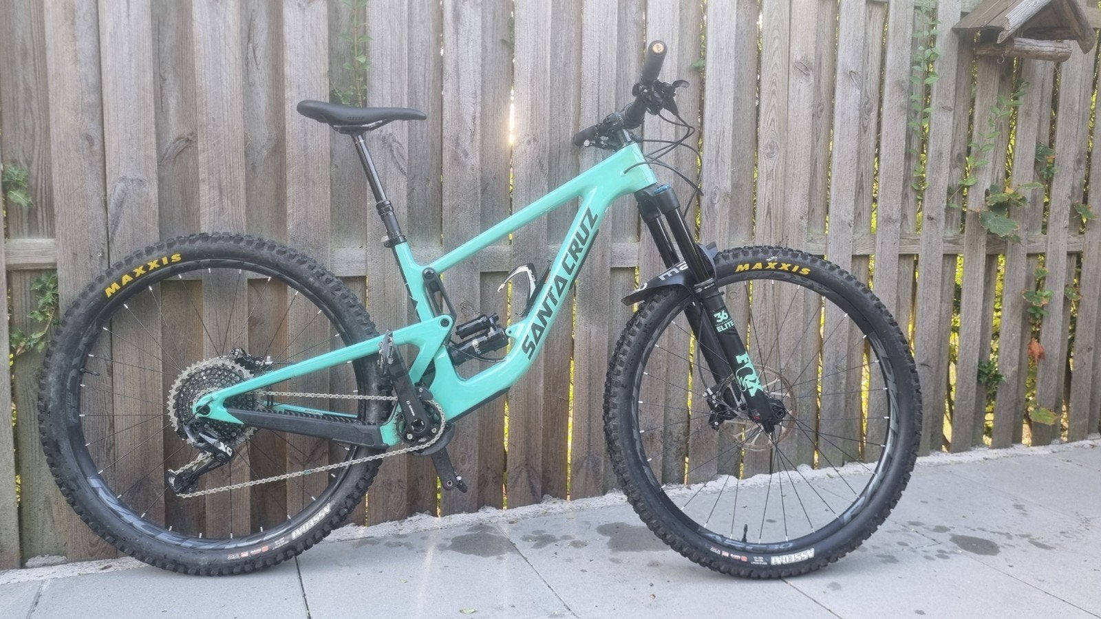 Santa Cruz Megatower cc M., Ophalen