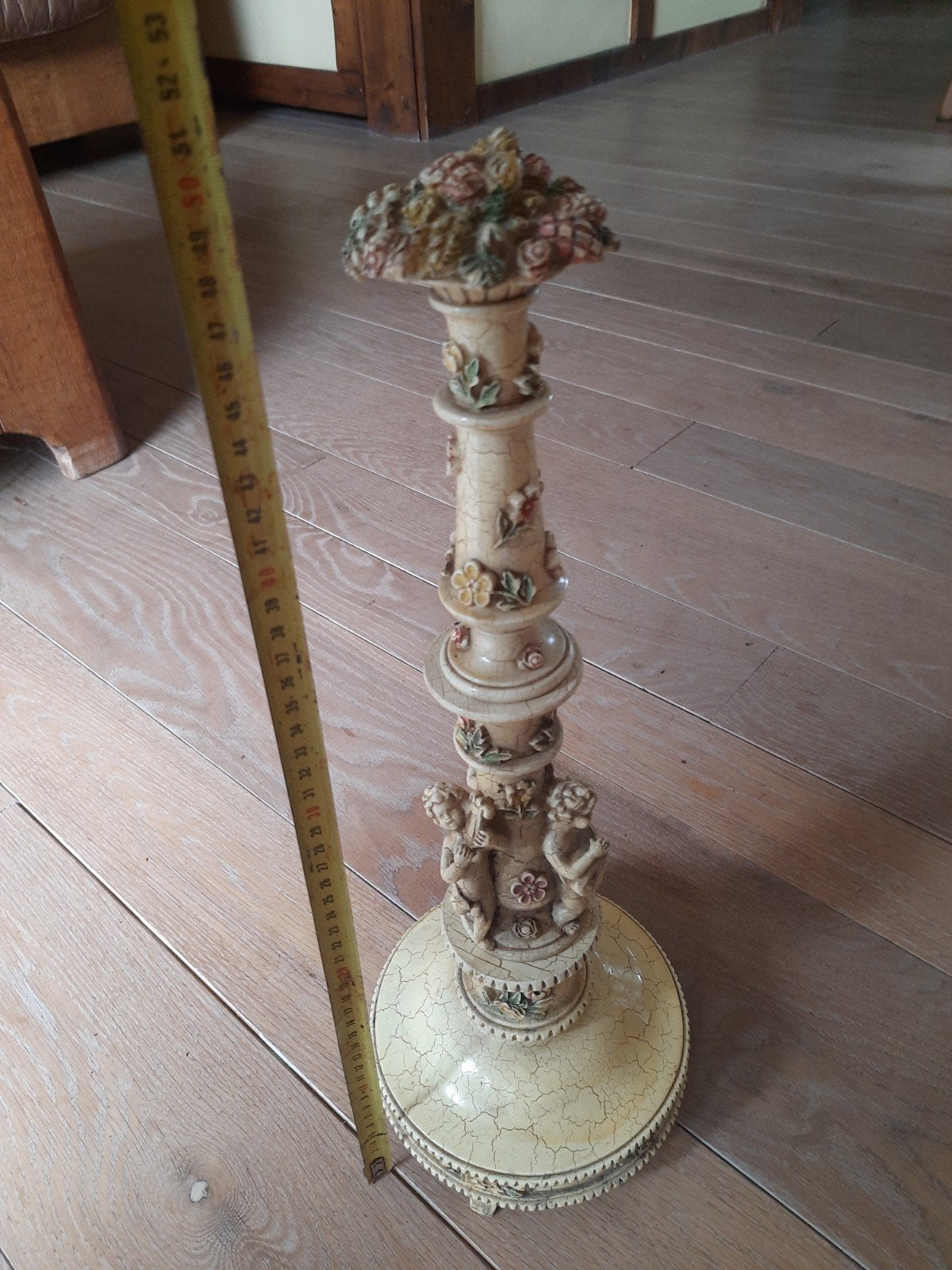 Decoratieve keramische zuil., Enlèvement