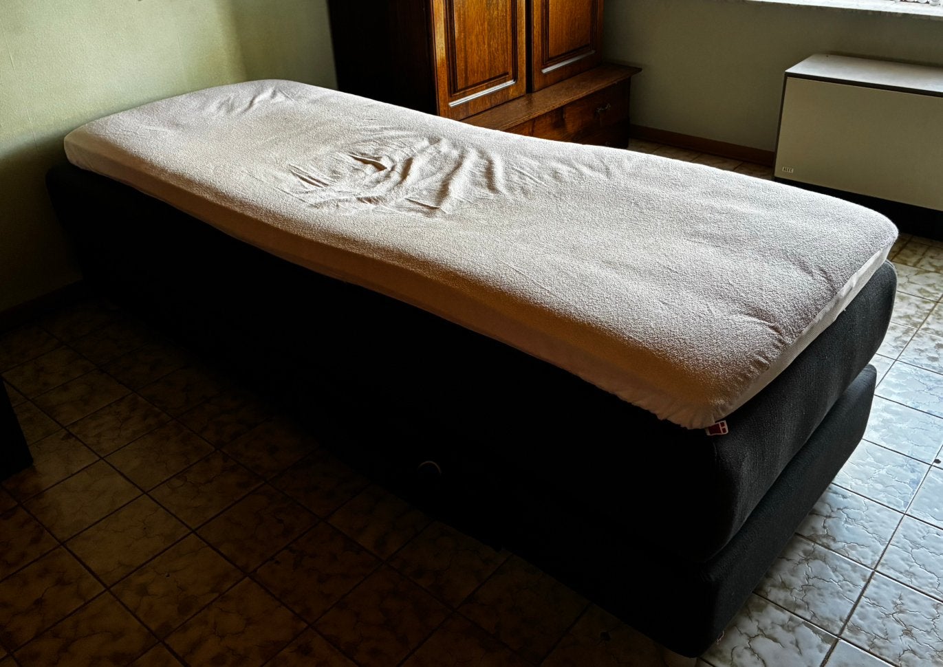 sommier électrique, Maison & Meubles, Gris, Une personne, Utilisé, 220 cm