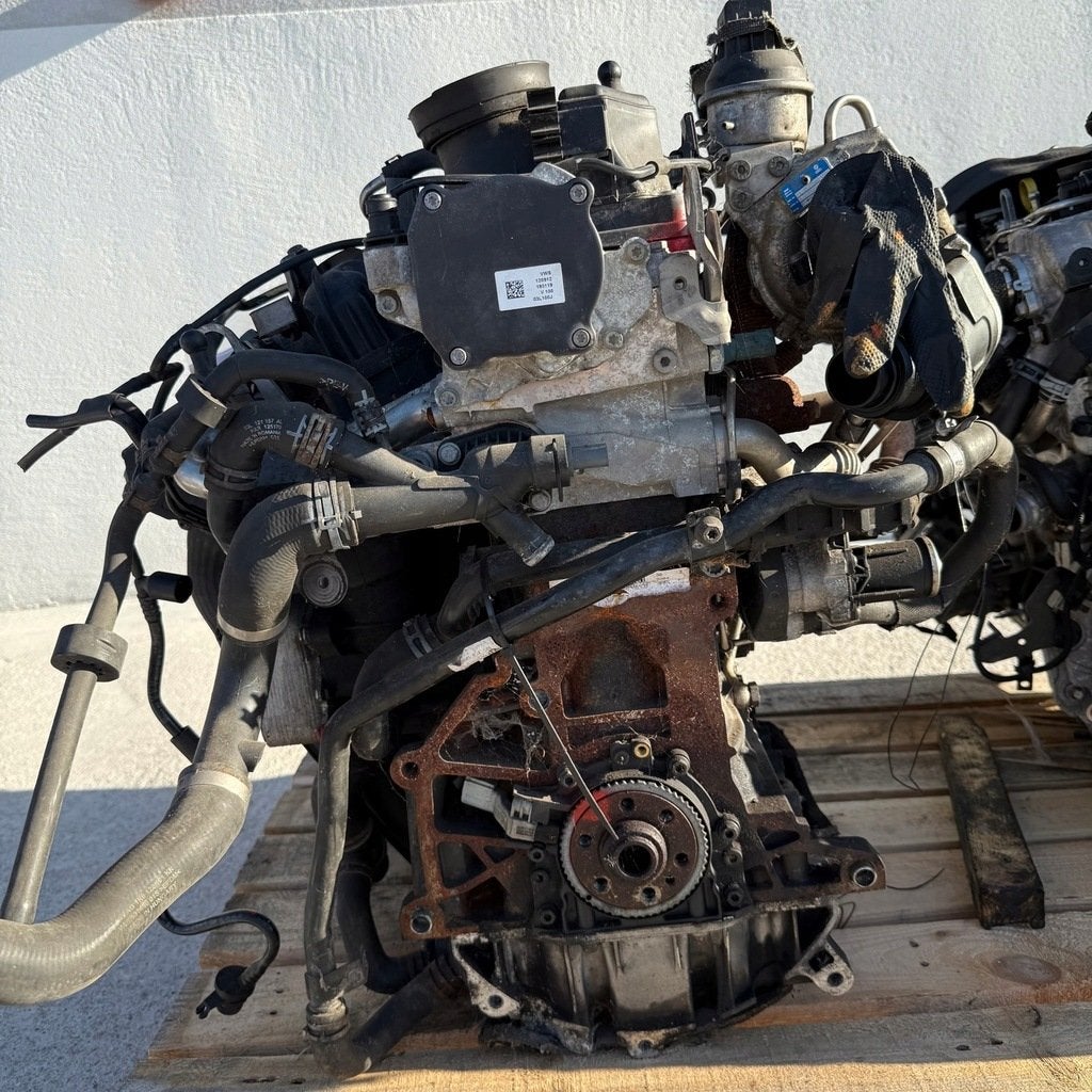 Moteur CRMB Complet VW LEON SKODA GOLF OCTAVIA SEAT, Autos : Pièces & Accessoires, Envoi, Utilisé, Daihatsu