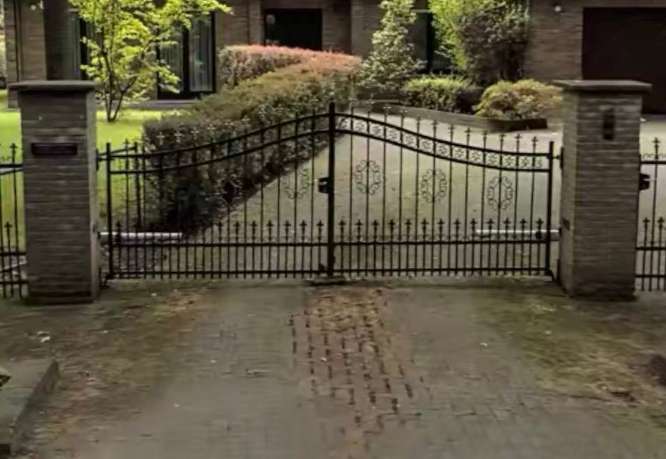 Zwaar masief ijzeren poort en hekwerk, Ophalen, Gebruikt, IJzer