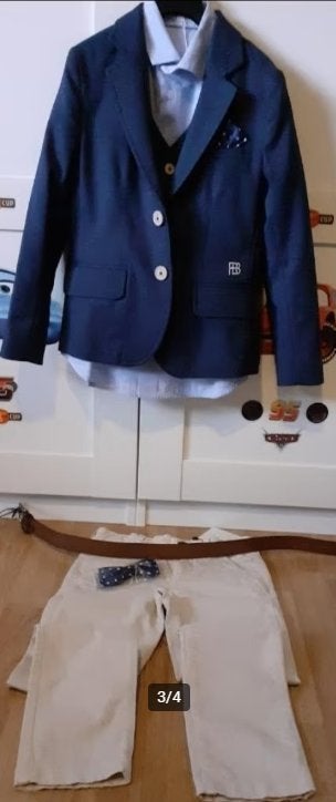 Vêtements de fête rouges et bleus pour garçons, Enfants & Bébés, Paquets de vêtements pour enfants, Comme neuf, Taille 128, Enlèvement