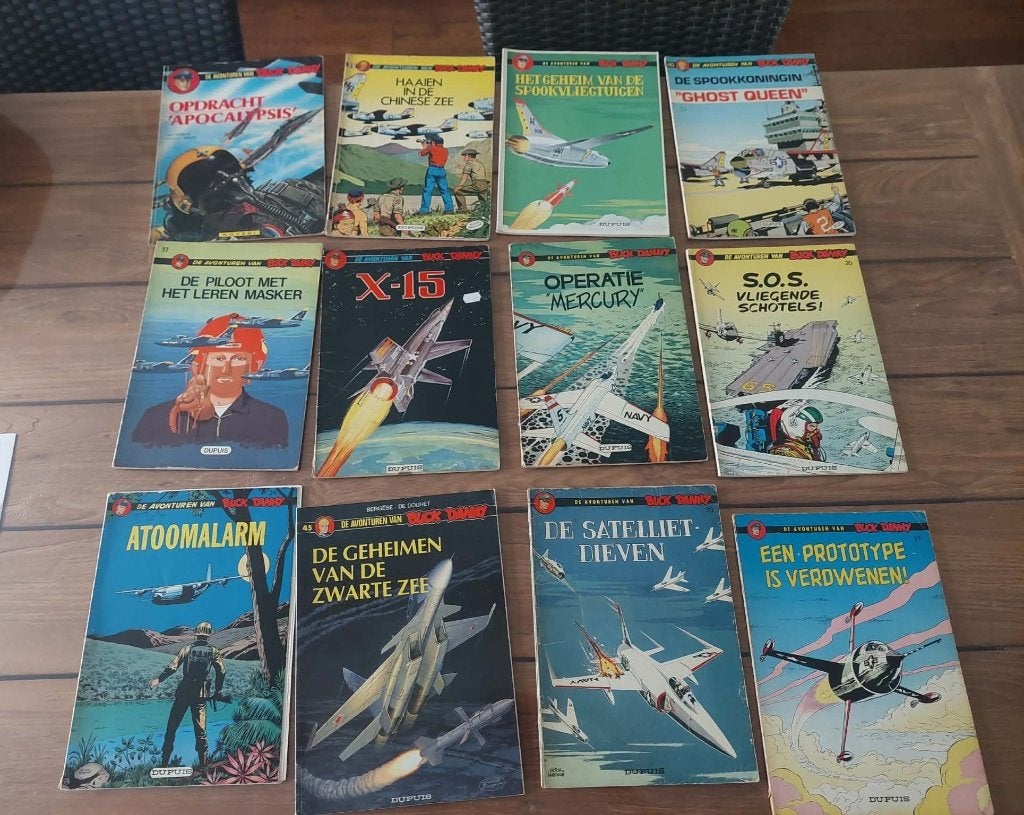 12 strips van buck danny, Boeken, Ophalen, Gelezen
