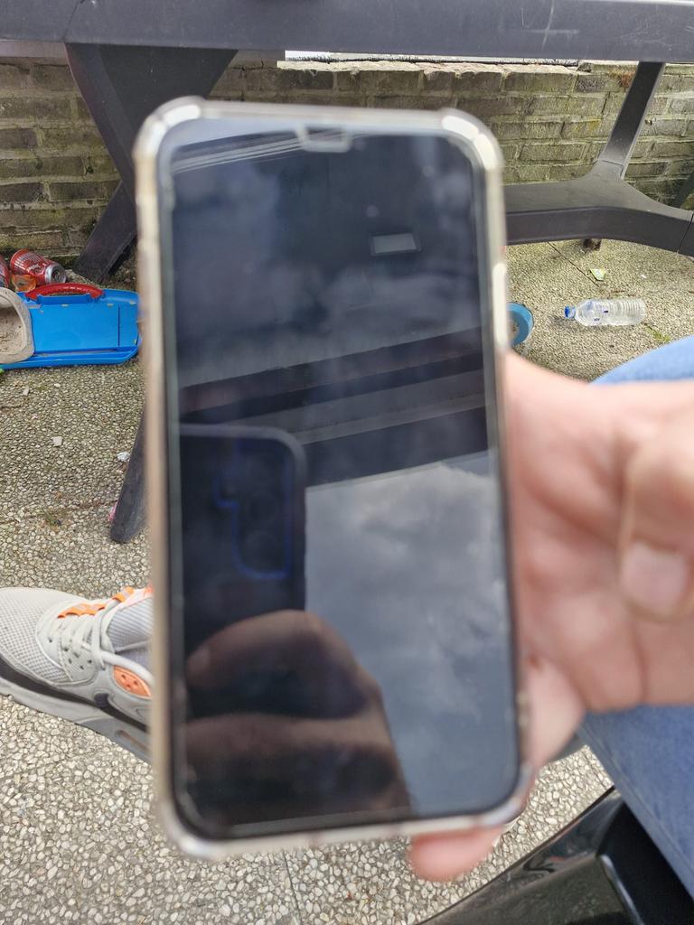 iPhone 11, Telecommunicatie, Mobiele telefoons | Hoesjes en Screenprotectors | Apple iPhone, Ophalen, Zo goed als nieuw, IPhone 11