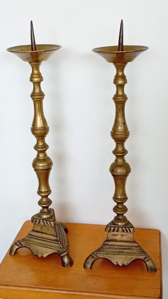 koppel massieve 18e eeuwse koperen kandelaars 59 cm, Ophalen of Verzenden, Koper of Brons