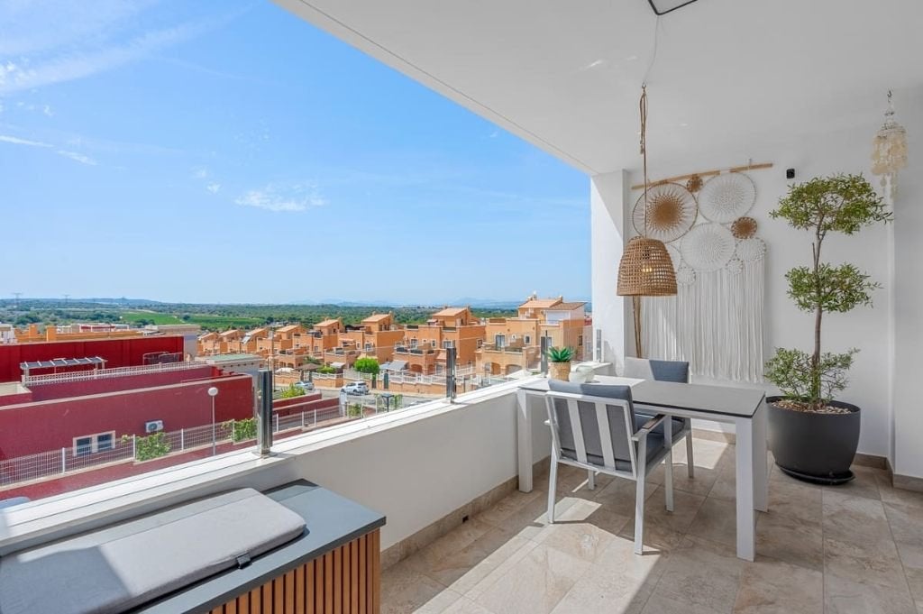 Zo goed als nieuwe bovenwoning/Playa Flamenca, Spanje, 154 m², 2 kamers, Playa Flamenca.